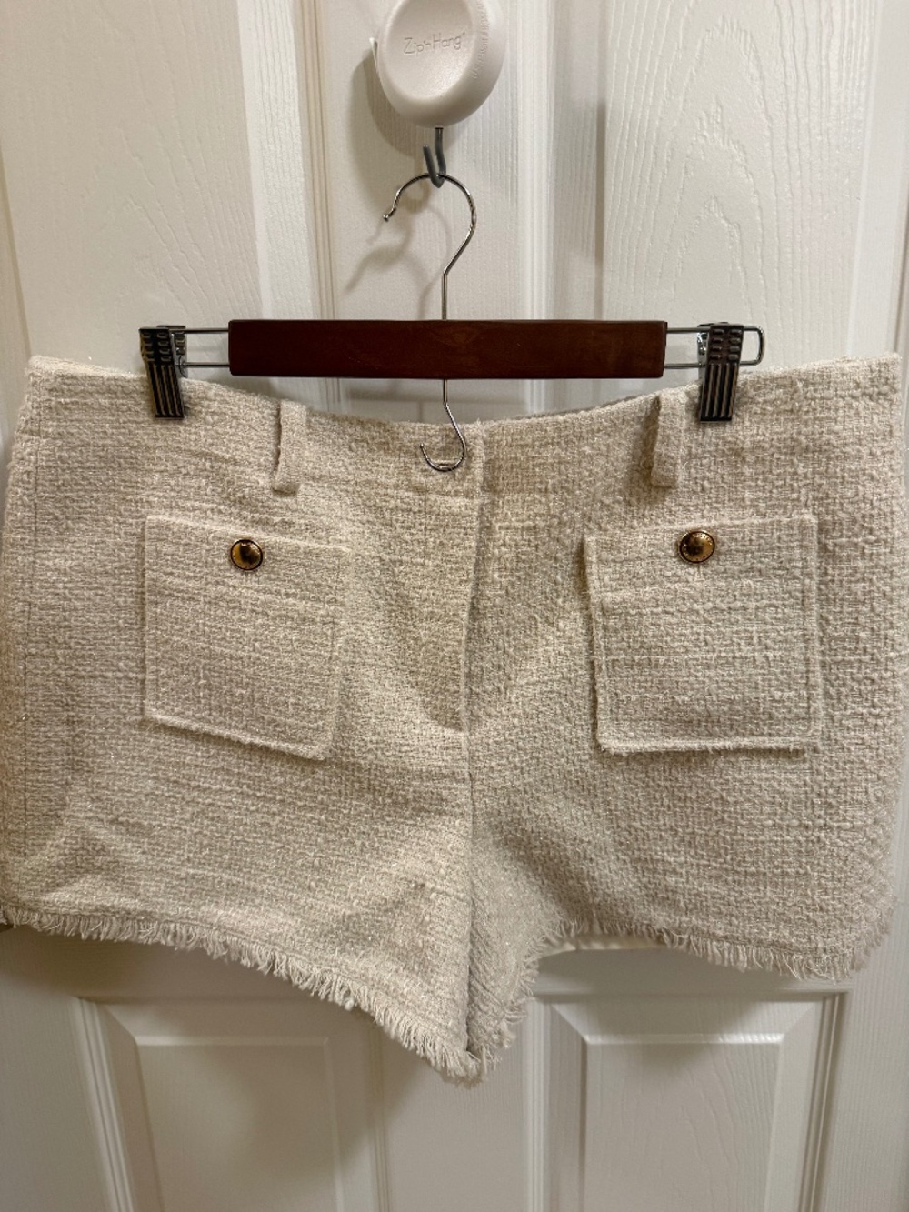 Michael Kors Ivory Bouclé Tweed Fringe Hem Shorts Size 14 NWT